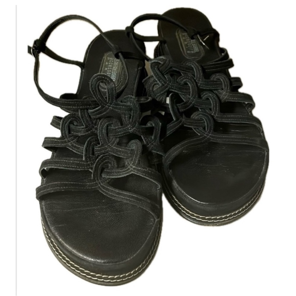 JEAN PAUL BARRIOL Paris Black
Strapped Sandal